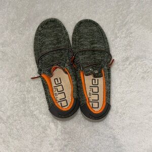 Boys Hey Dude shoes